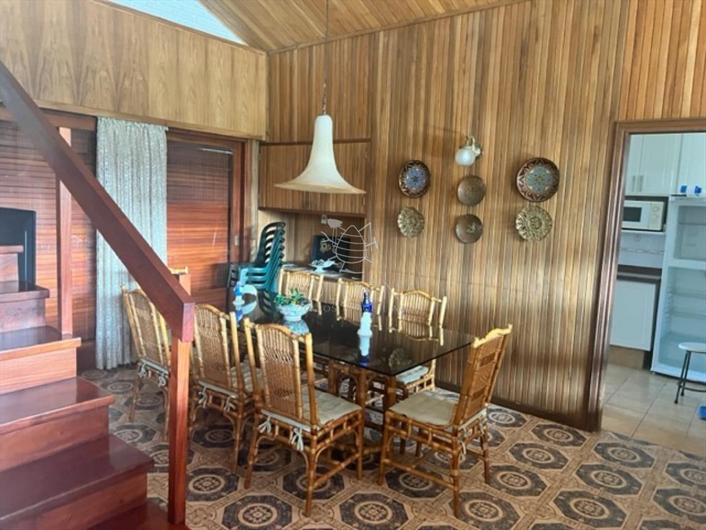 Casa en la mansaa 150 metros