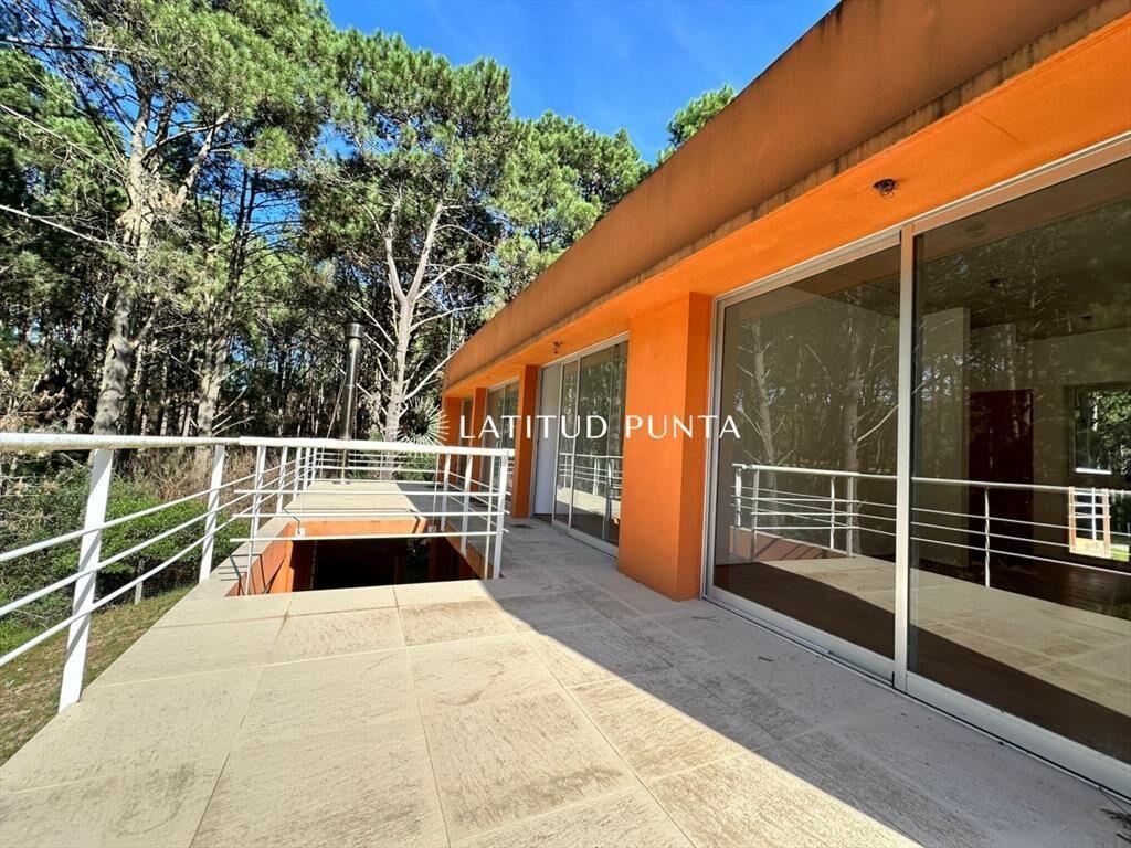Casa en Club del Lago - Punta Ballena