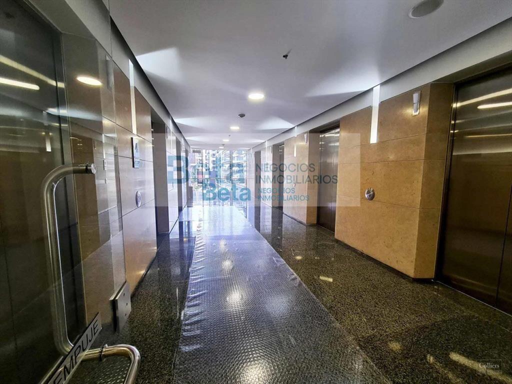VENTA OFICINA TORRE DE LOS PROFESIONALES CON