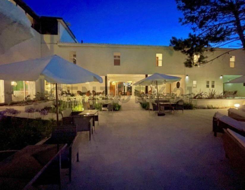 Hotel en lugar exclusivo de Jose ignacio con 17 habitacio...