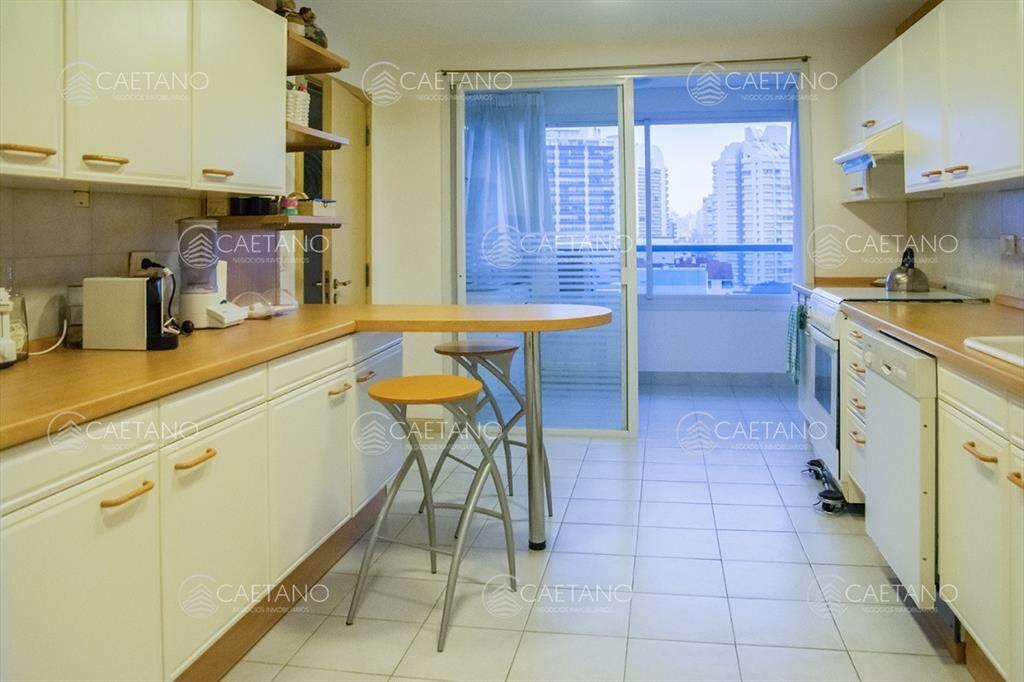 Departamento de 3 dormitorios en edificio Nueva York
