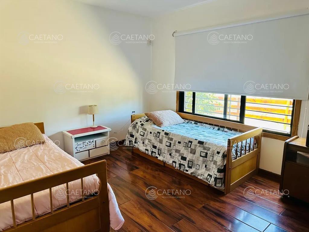 Venta casa tres dormitorios. Club Del Lago. Punta