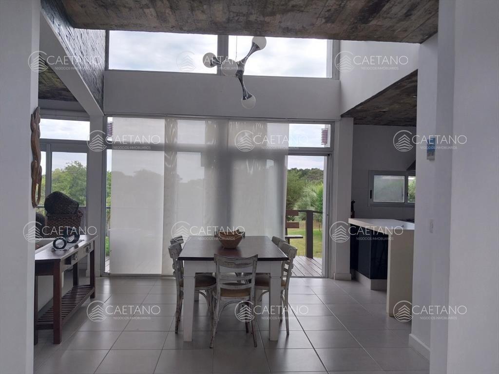 Gran oportunidad en Pueblo San Vicente. venta ,