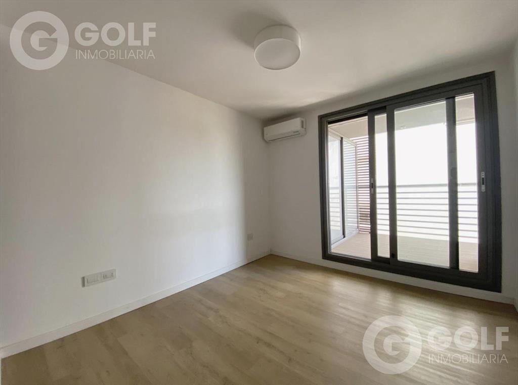 Venta apartamento de 1 dormitorio con cochera en Punta Carr