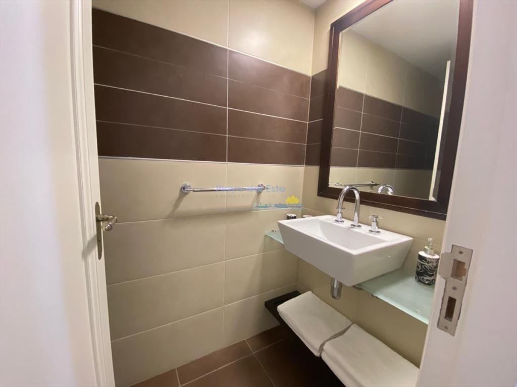Apartamento en Alquiler de 2 dormitorios en Punta