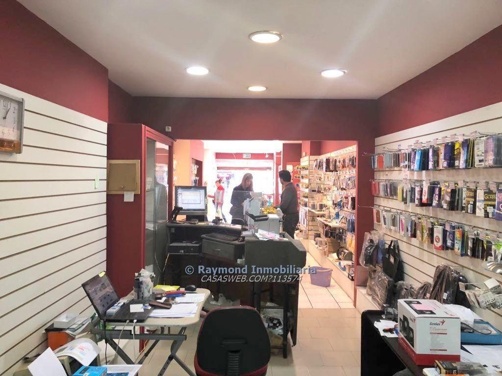 Alquiler Local 18 de julio y Cuareim 160m2