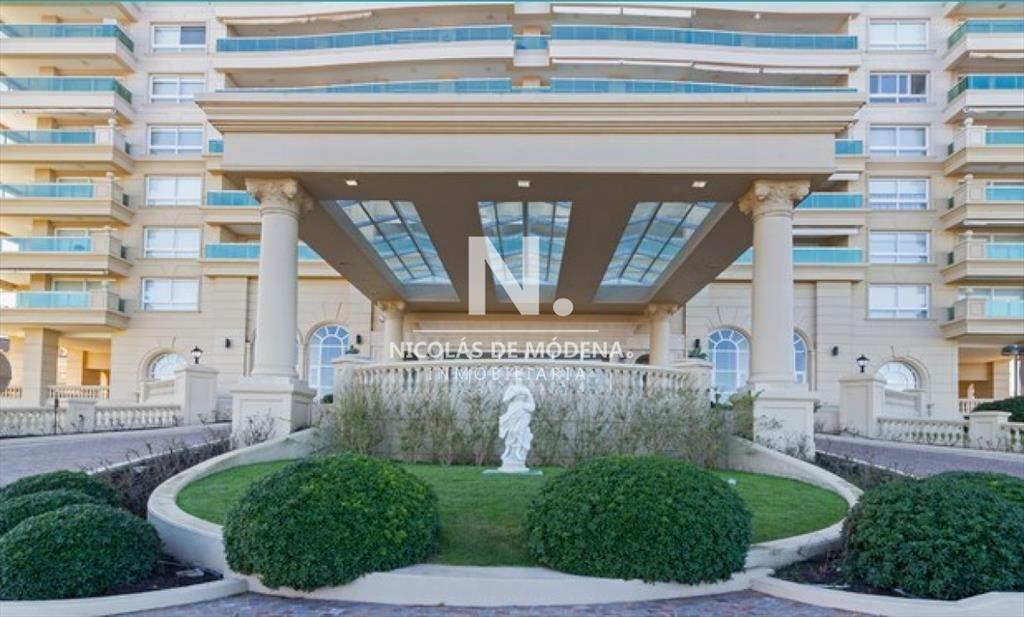 venta apartamento de 3 dormitorios en suite en Punta del Es