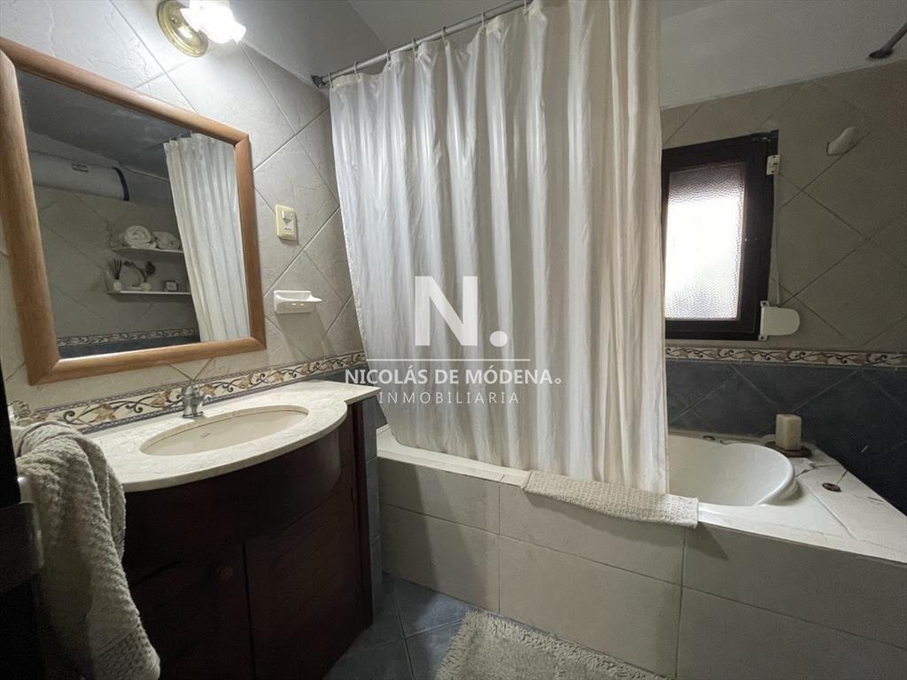 Casa en venta, Maldonado, a pasos del centro, excelente ori