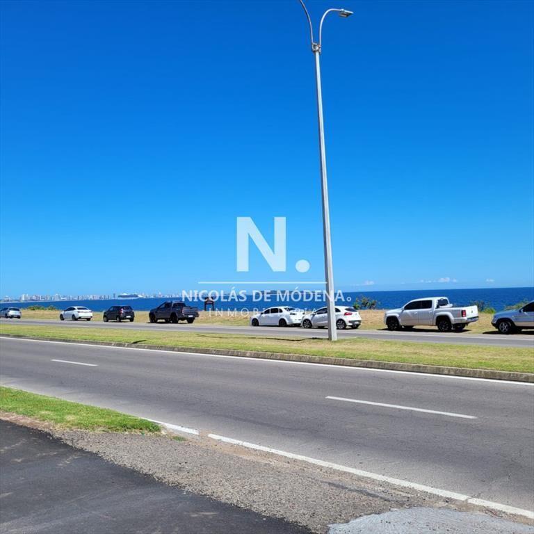 Vende apartamento de 3 Dormitorios en Pinares del
