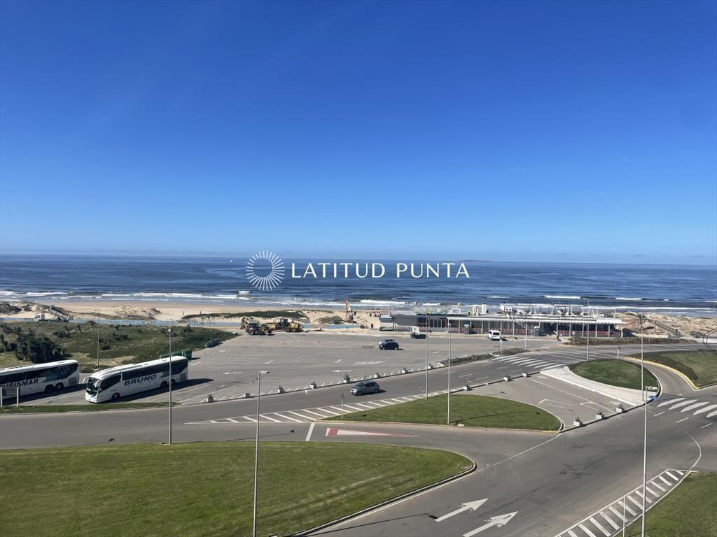 Apartamento en Imperiale, 3 suites más