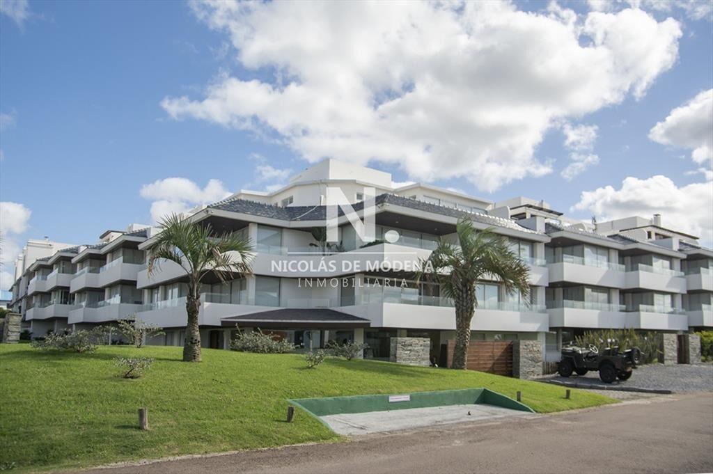 En venta, Apartamento ideal de 2 dormitorios en suite en La