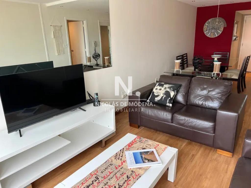 Elegante apartamento a la venta de 3 dormitorios