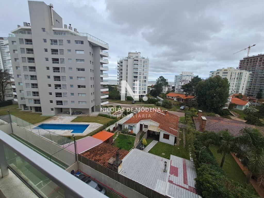 Apartamento en venta de 2 dormitorios en suite en Torre Moo