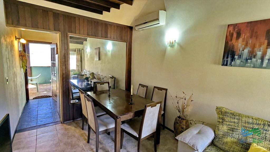 Venta de casa de 2 dormitorios, un baÃ±o en La El
