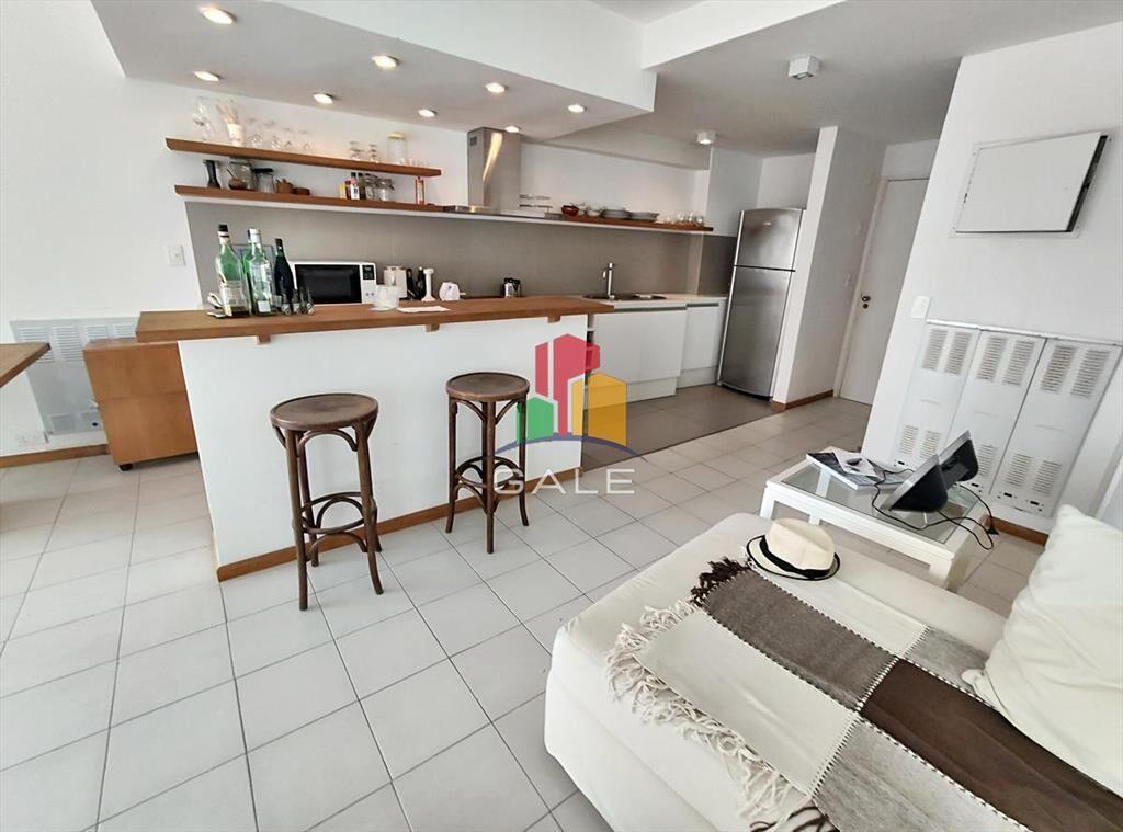 NUEVO PRECIO! Piso alto en Península con vistas!