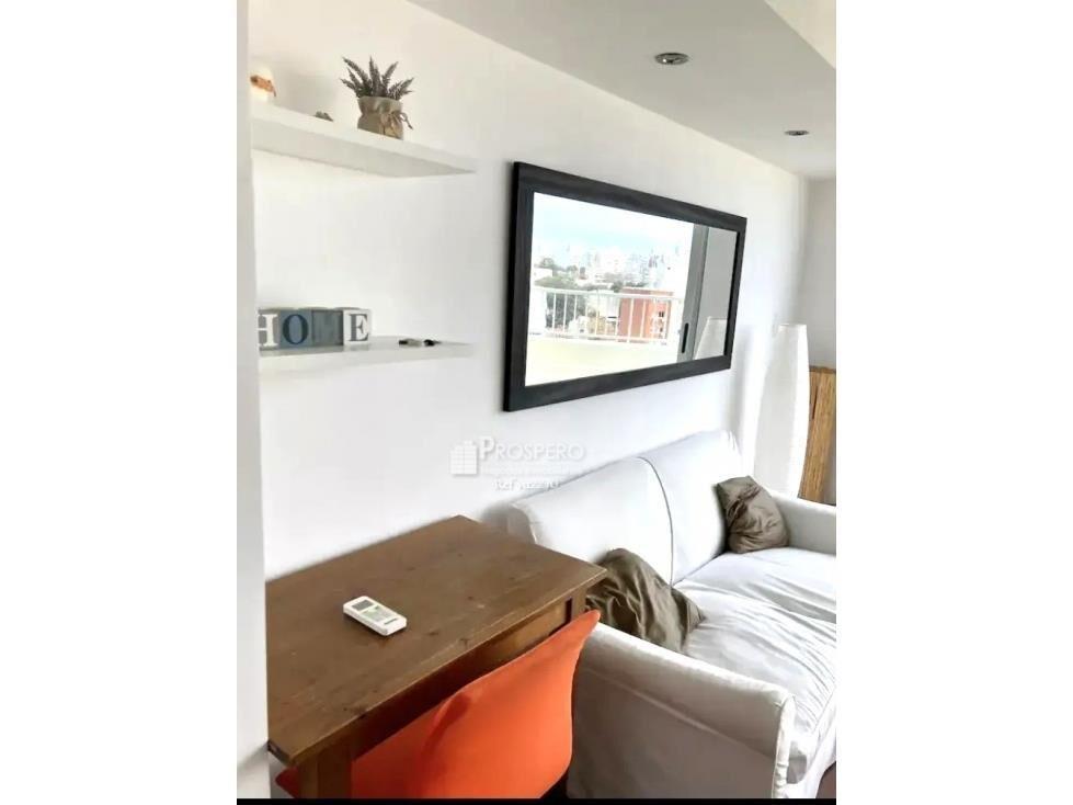 VA2270 venta apto 1 dorm Parque Rodó Cochera/penthouse