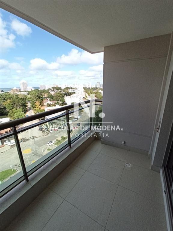 Vende Apartamento de 2 dormitorios en Roosevelt