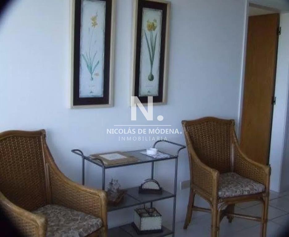 Apartamento de 1 dormitorio en Edificio Leblon ,