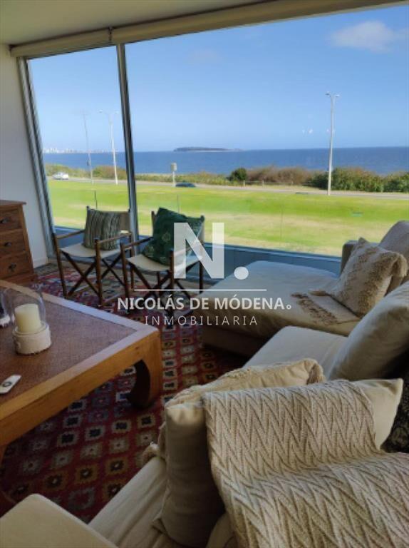 Vende apartamento en Mansa, Punta del Este de 3