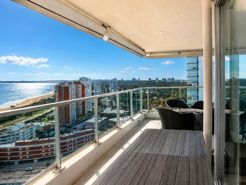 Apartamento de 3 dormitorios en venta a pasos del