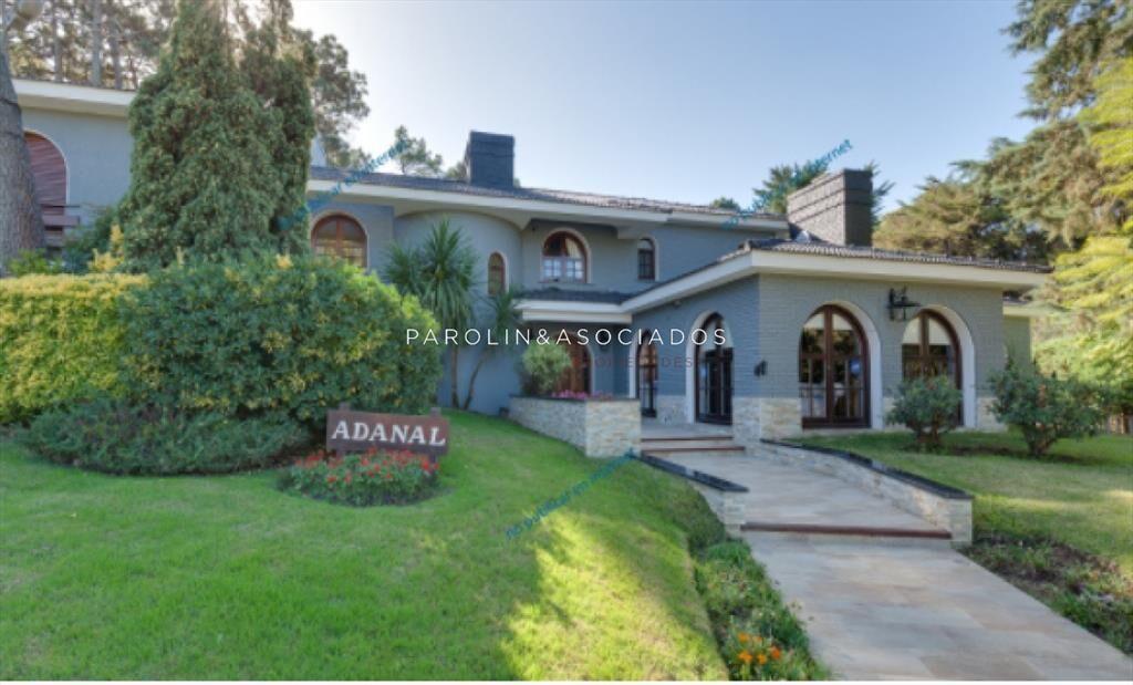 Casa en venta de 4 dormitorios en Lugano, Punta