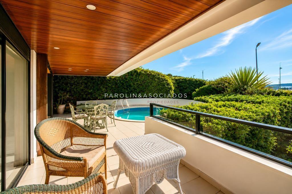 Apartamento en venta de 3 dormitorios en Punta