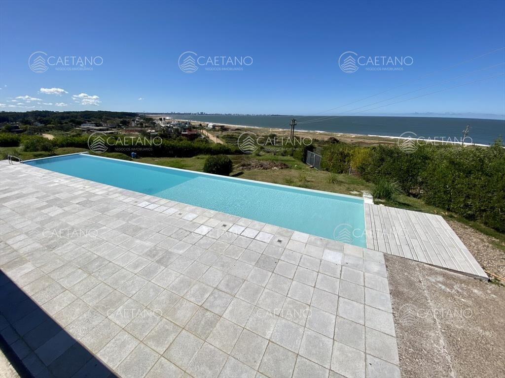 Apartamento en Venta en Punta Ballena