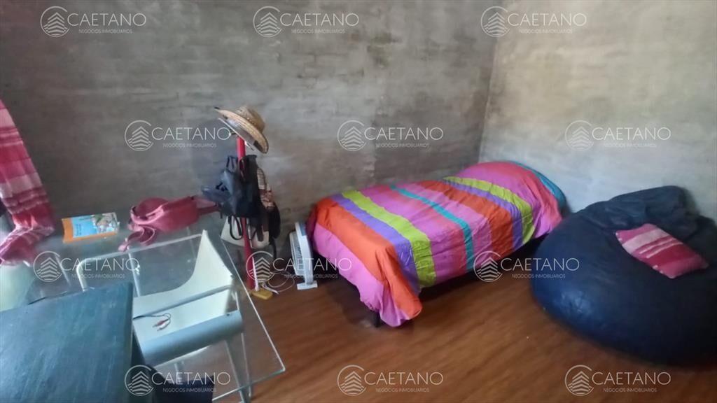 Casa ubicada a pasos de Avenida Córdoba en - del
