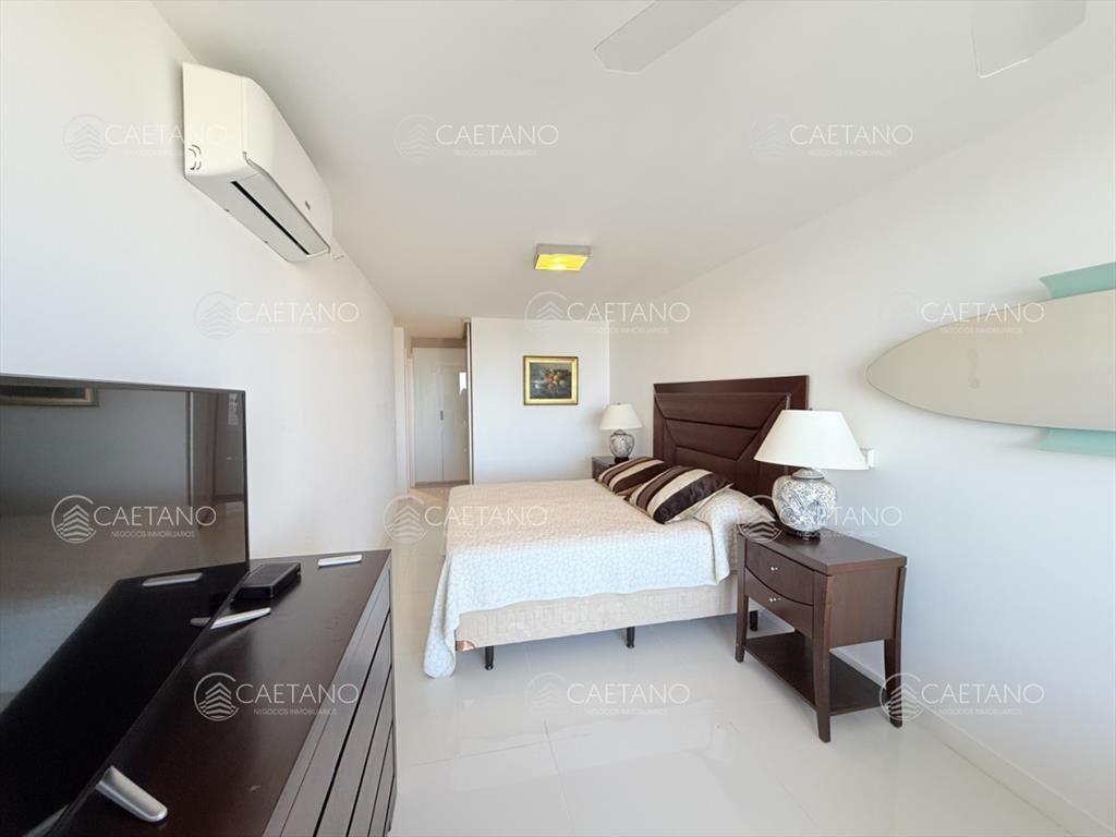 Venta apartamento 3 dormitorios - Playa Mansa,