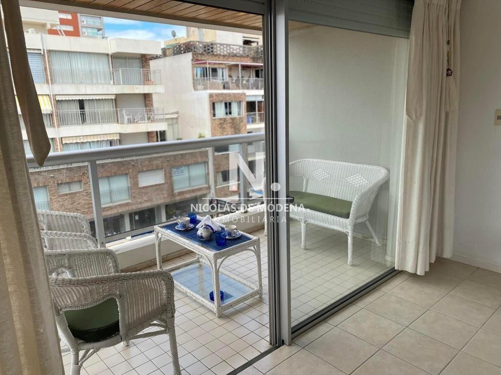 Excelente apartamento en Península con barbacoa cerrada