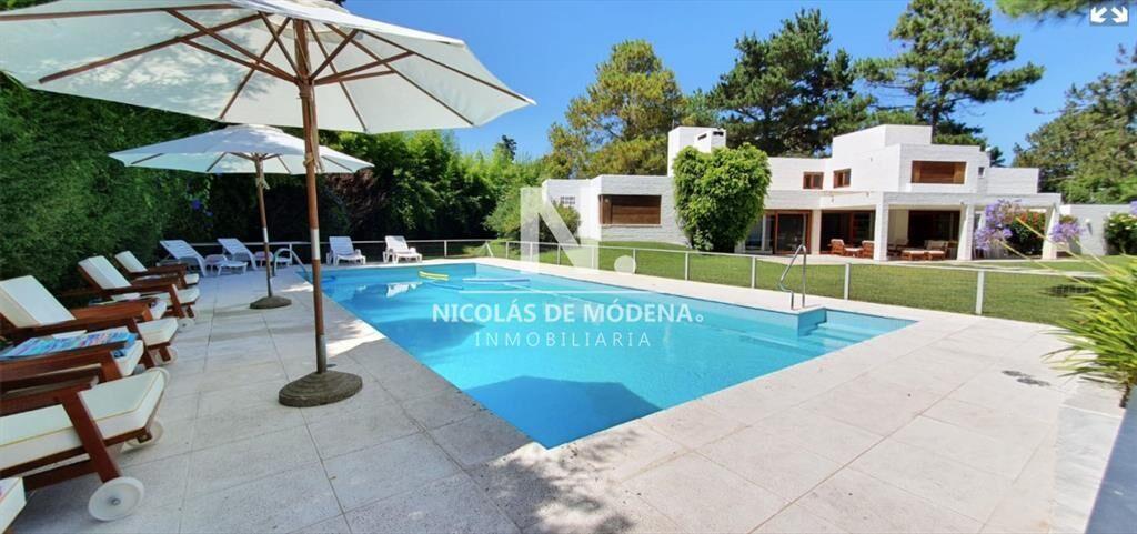 Espectacular casa en Venta en Golf, Punta del