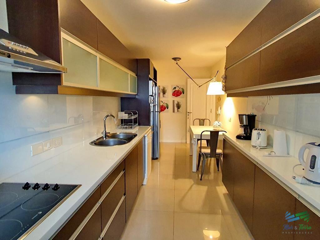 Vendo apartamento 3 dormitorios en Torre primera
