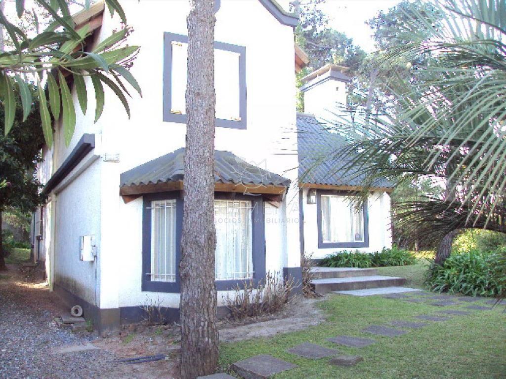Muy linda casa en parada 4 de la Brava, Aidy