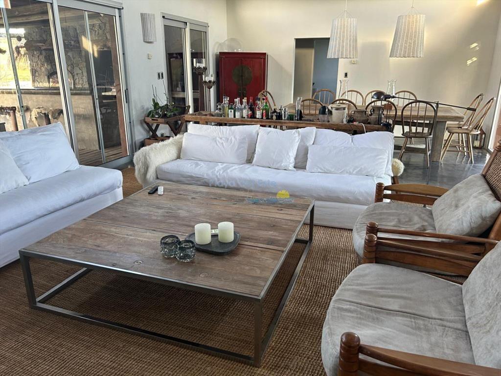 Chacra de 4 dormitorios en Alquiler en Punta , ,