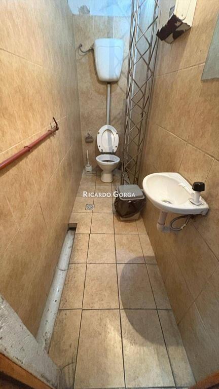 Local Comercial en venta ubicado en Cordón a metros de A...