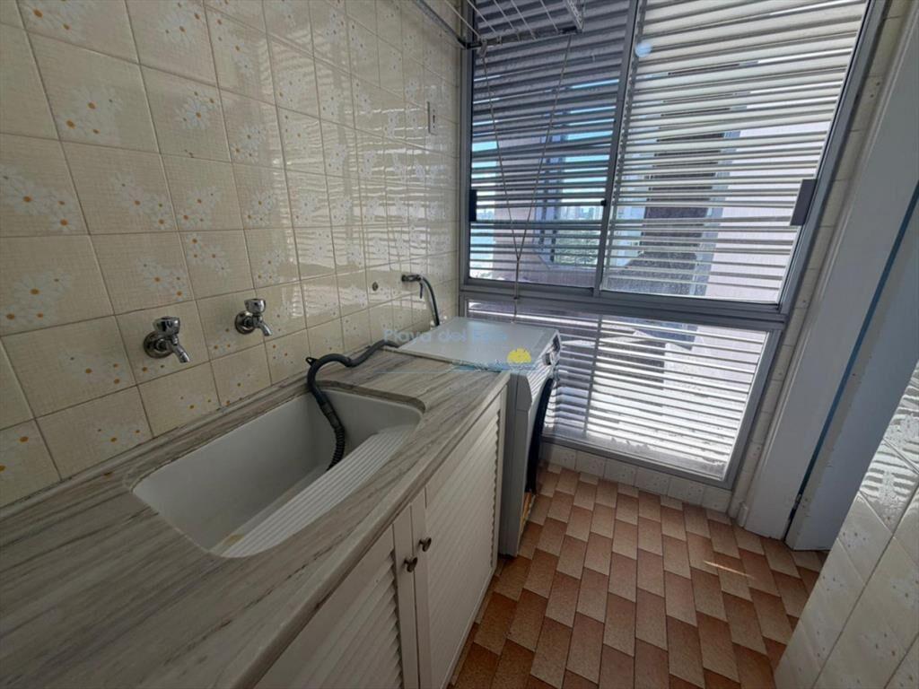 Apartamento de 3 dormitorios en alquiler anual e