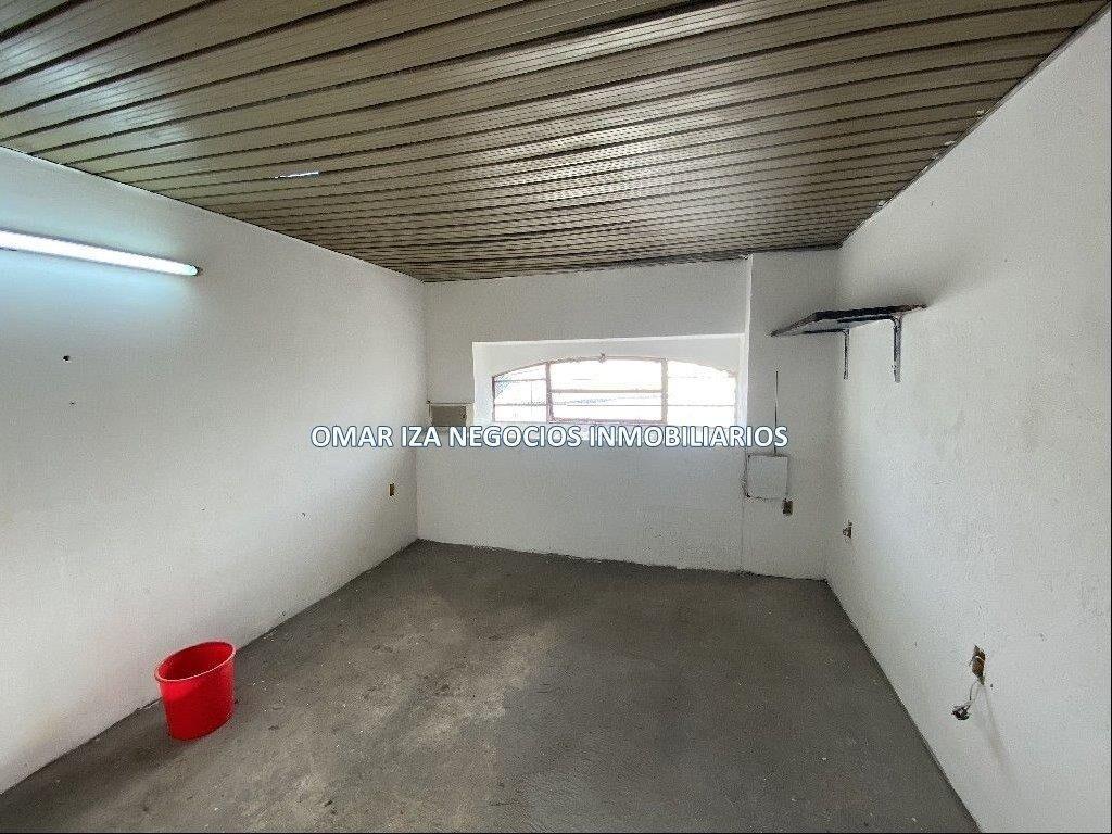 VENTA LOCAL COMERCIAL EN LA BLANQUEADA, 471M2, GALPON, DEPO
