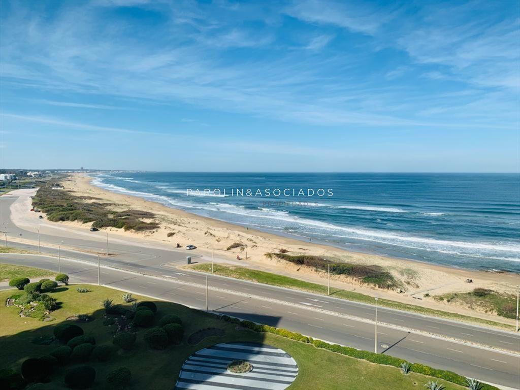 Apartamento en venta de 3 dormitorios en Torre