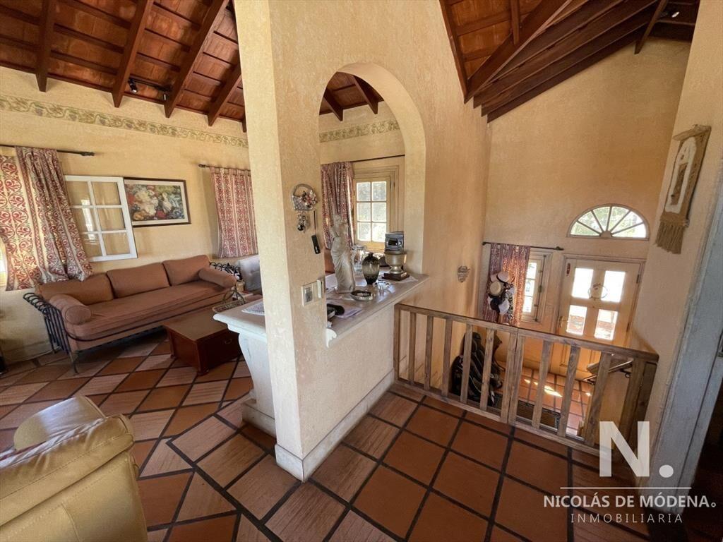 Hermosa casa con vista al mar