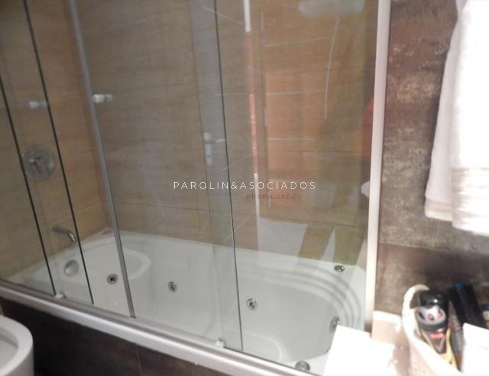 Apartamento en venta de 2 dormitorios frente al mar, Miami
