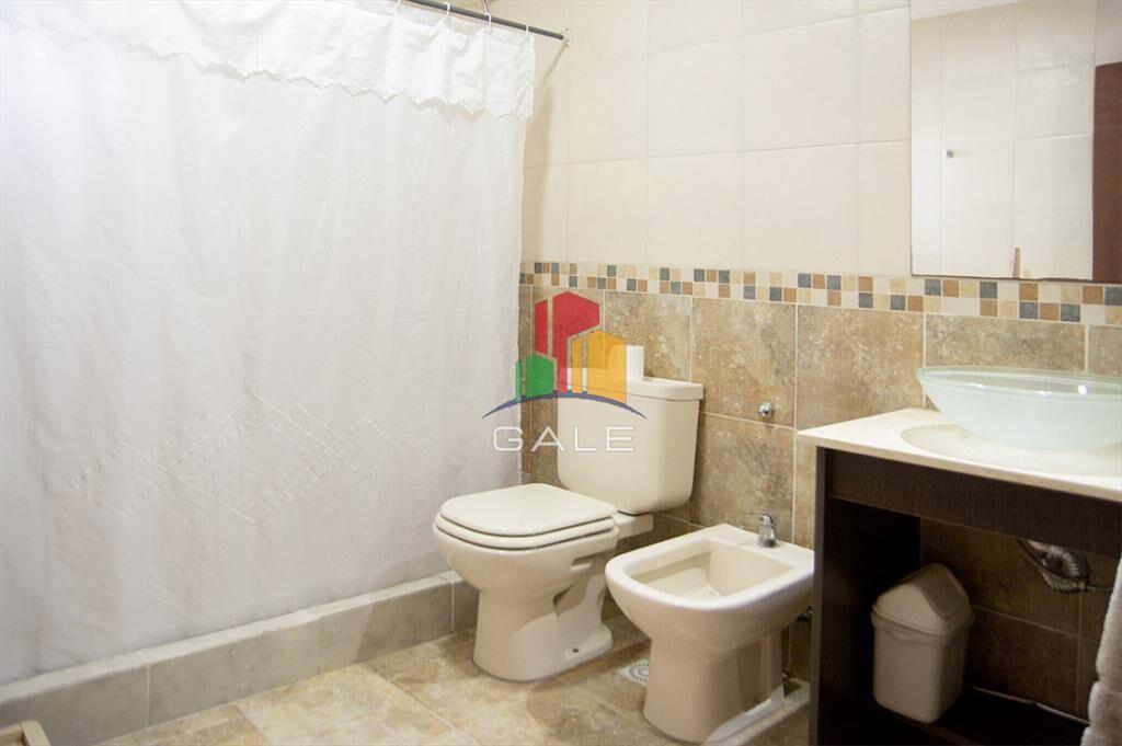Excelente chalet de 5 dormitorios en venta a pasos de Playa