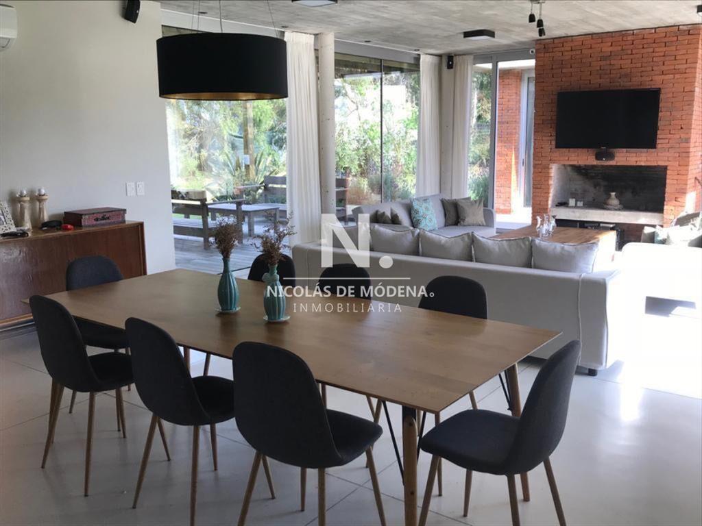 lugano nueva, impecable estado en Punta del Este
