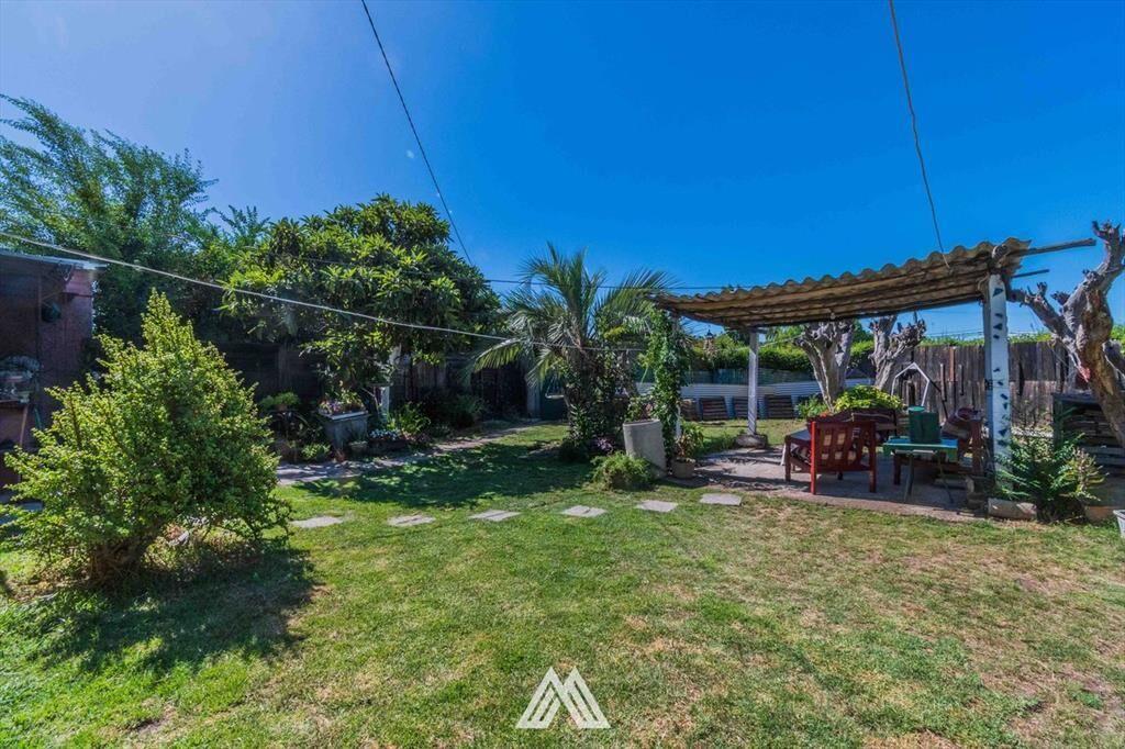 Venta casa 2 dorm. + apto + barbacoa Las Acacias