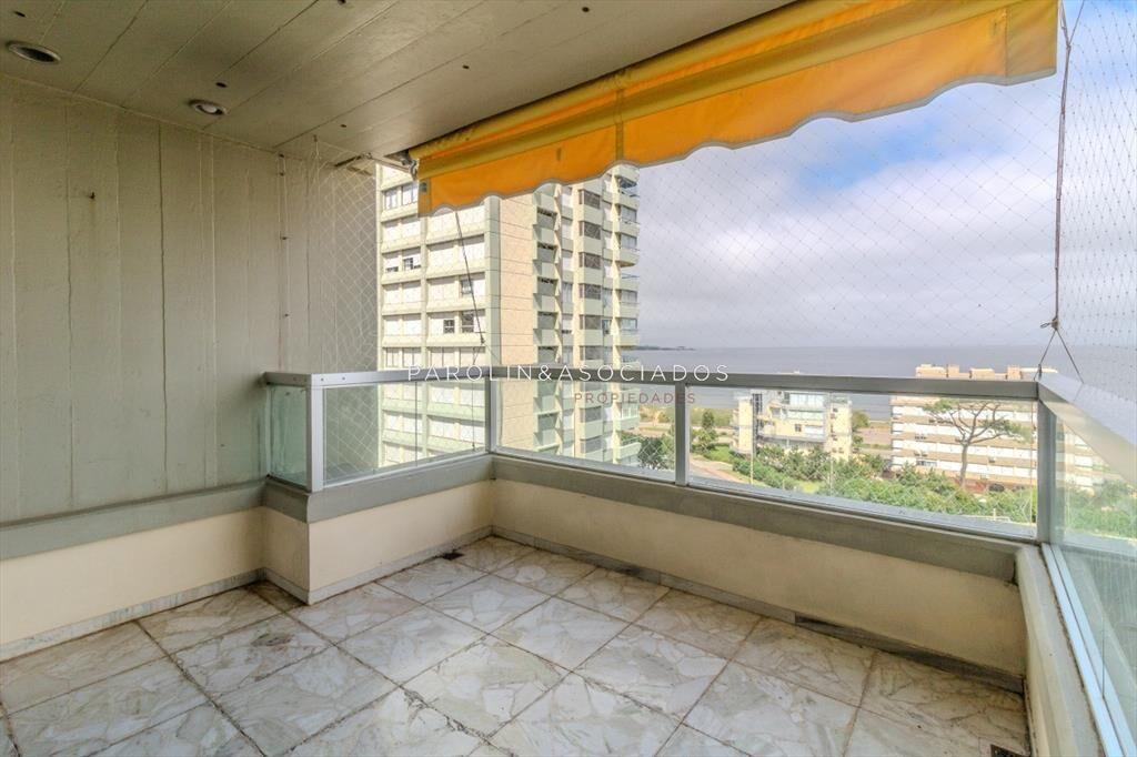Apartamento en Edificio Fragata