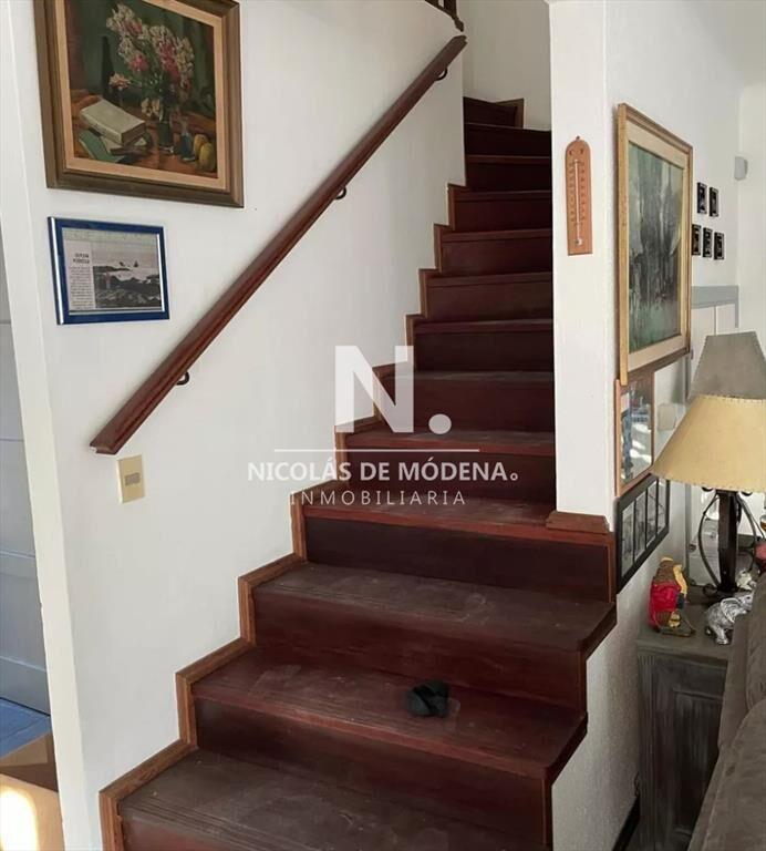 En venta espectacular casa frente al mar de 4 en