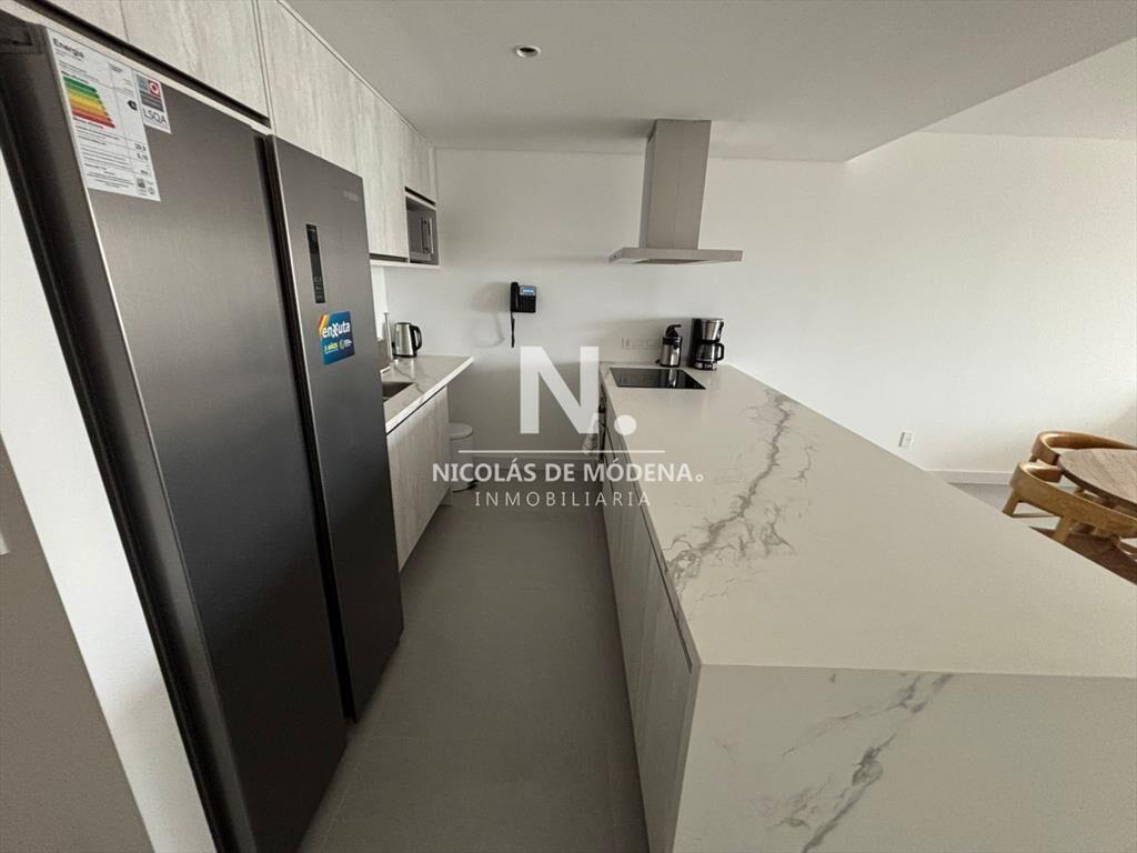 Vende apartamento en Manantiales frente al mar de