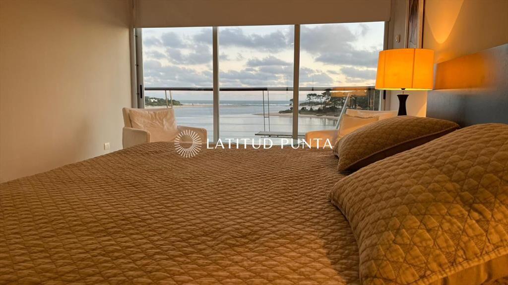 Apartamento en La Barra, 3 suites