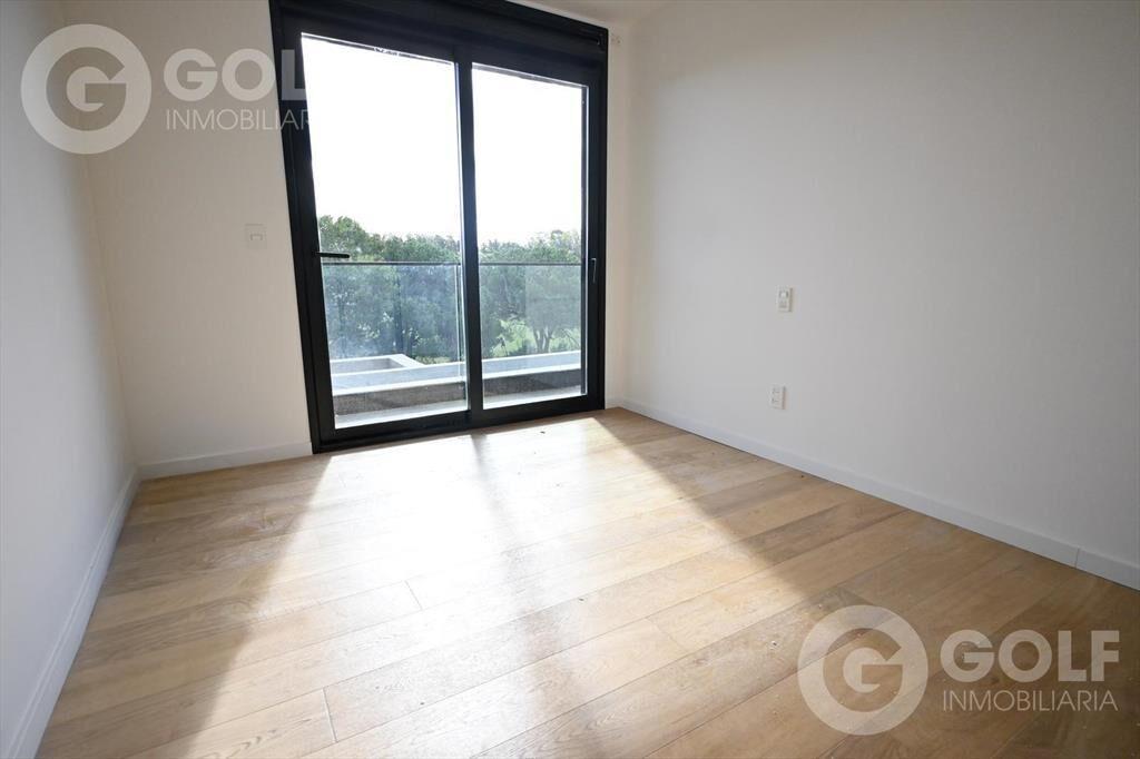 Alquiler de apartamento con 3 dormitorios y 2 cocheras simp
