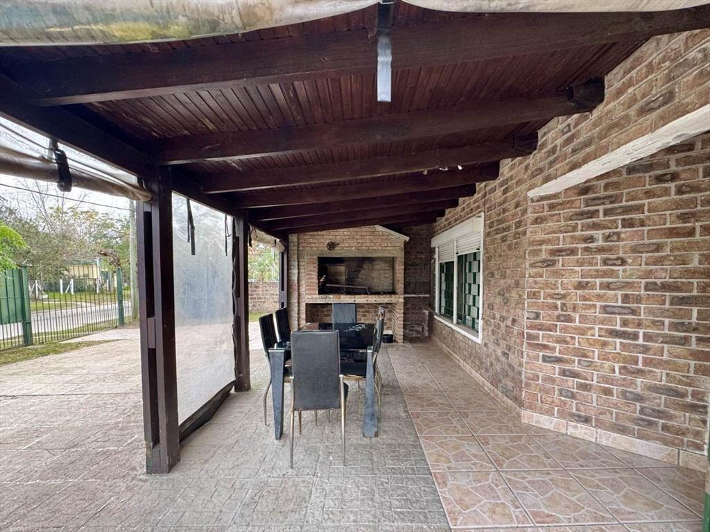 Venta Casa 3 Dorm con Piscina en Salinas Sur