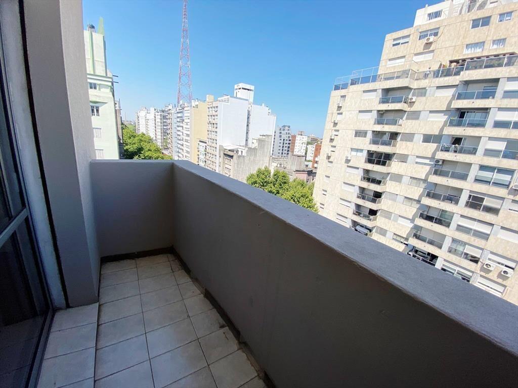Venta de Apartamento con 4 dormitorios en Cordón. CON RENTA!